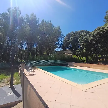 Affittacamere La Petite Maison Nimoise 3*